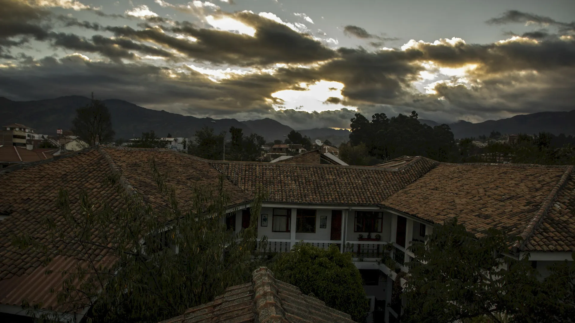 ** Apartahotel Apartamentos Otorongo Cuenca Ecuador Ecuador